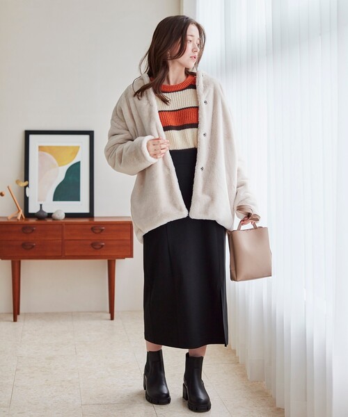 SHOO・LA・RUE(シューラルー)の「◆【消臭】ヒールアップチェルシーブーツ(ブーツ・レディース・ブラック/ナチュラル・35/45)」の15枚目の写真