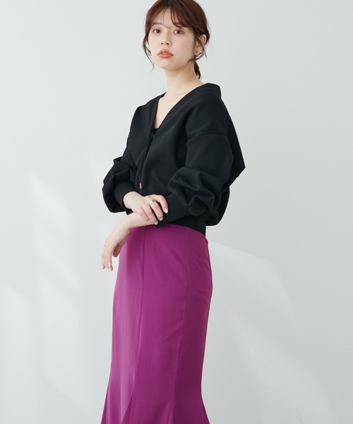 natural couture（ナチュラルクチュール）の「WEB限定カラーあり/プチプラハトメバー釦おしゃれカーディガン（カーディガン/ボレロ・レディース・ブラック/グレイッシュベージュ/アイボリー・FREE）」の7枚目の写真