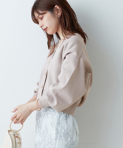 natural couture（ナチュラルクチュール）の「WEB限定カラーあり/プチプラハトメバー釦おしゃれカーディガン（カーディガン/ボレロ・レディース・ブラック/グレイッシュベージュ/アイボリー・FREE）」の13枚目の写真