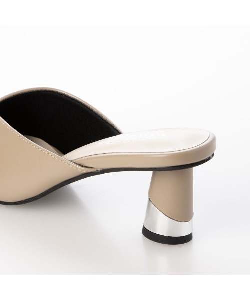 Realta（レアルタ）の「Realta(レアルタ)メタリックスカルプチャーヒール前詰まりミュールパンプス（パンプス・レディース・ブラック/グレー・LL/S/M/L）」の15枚目の写真