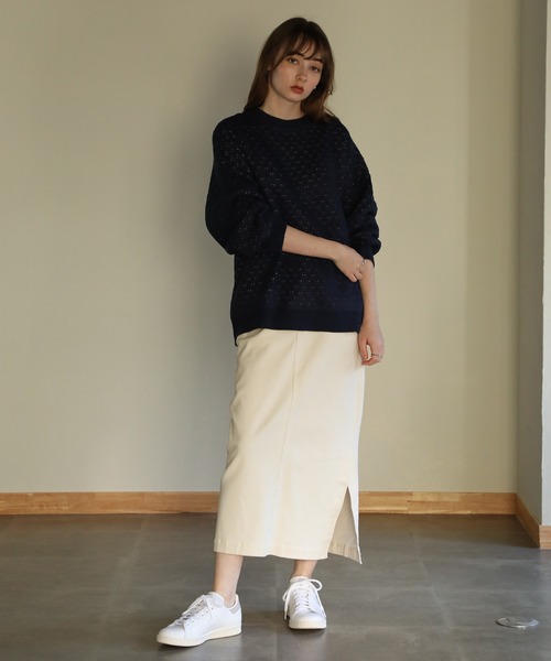 aity（アイティ）の「ショートニットプルオーバー（ニット/セーター・レディース・ブラック/アイボリー/ネイビー/イエロー/オレンジ/グリーン・M）」の4枚目の写真