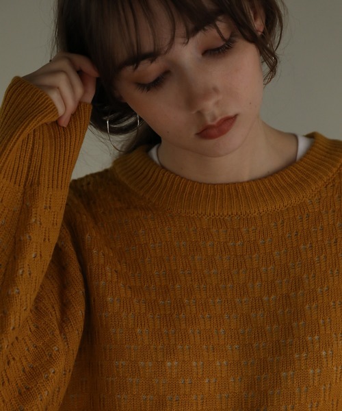 aity（アイティ）の「ショートニットプルオーバー（ニット/セーター・レディース・ブラック/アイボリー/ネイビー/イエロー/オレンジ/グリーン・M）」の8枚目の写真