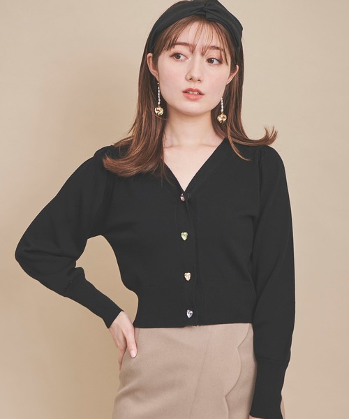 31 Sons de mode（トランテアン　ソン　ドゥ　モード）の「ハートビジューＶネックカーディガン（カーディガン/ボレロ・レディース・レッド/オフホワイト/ブラック・36）」の10枚目の写真