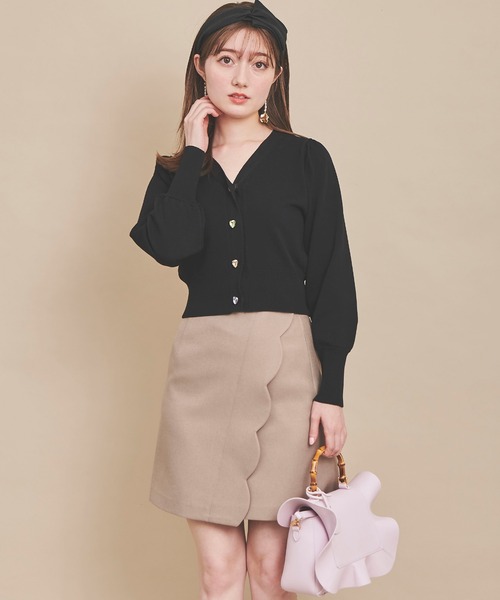 31 Sons de mode（トランテアン　ソン　ドゥ　モード）の「ハートビジューＶネックカーディガン（カーディガン/ボレロ・レディース・レッド/オフホワイト/ブラック・36）」の12枚目の写真