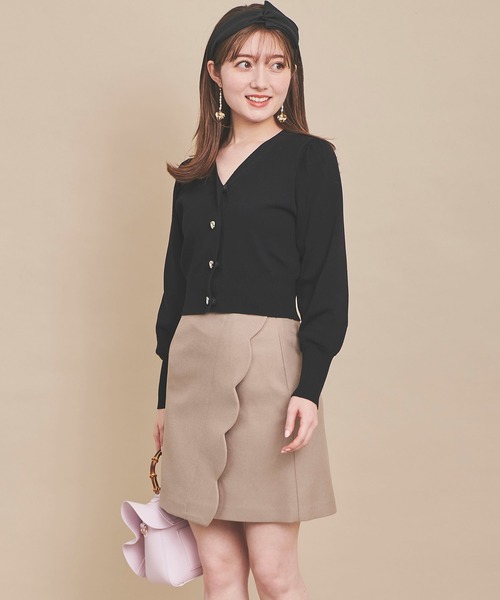 31 Sons de mode（トランテアン　ソン　ドゥ　モード）の「ハートビジューＶネックカーディガン（カーディガン/ボレロ・レディース・レッド/オフホワイト/ブラック・36）」の13枚目の写真