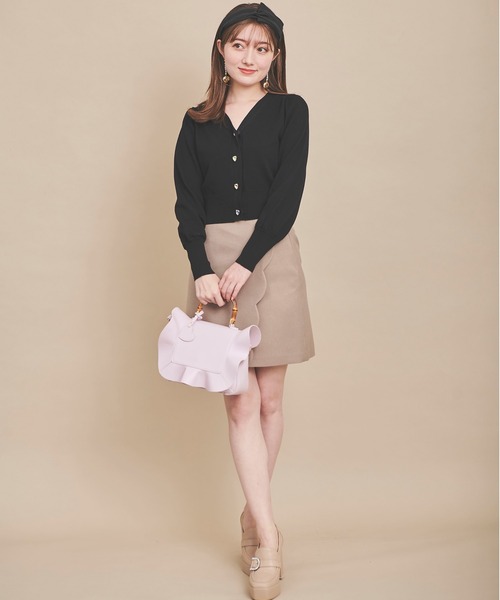 31 Sons de mode（トランテアン　ソン　ドゥ　モード）の「ハートビジューＶネックカーディガン（カーディガン/ボレロ・レディース・レッド/オフホワイト/ブラック・36）」の15枚目の写真