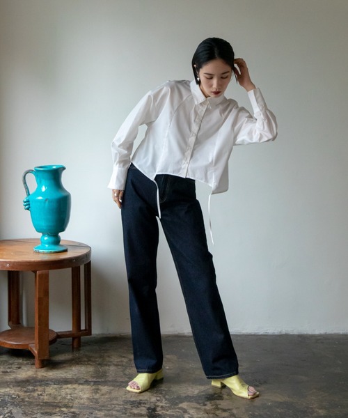 VACANCY(ヴァカンシー)の「ドロスト切替ショートシャツ(シャツ/ブラウス・レディース・ブルー/ホワイト/ブラック・FREE)」の15枚目の写真