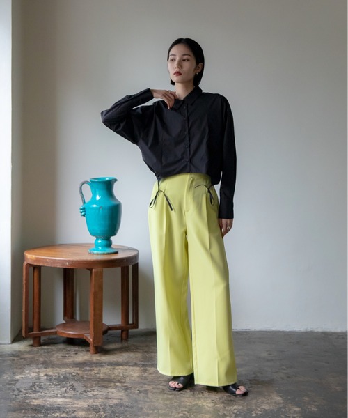 VACANCY(ヴァカンシー)の「ドロスト切替ショートシャツ(シャツ/ブラウス・レディース・ブルー/ホワイト/ブラック・FREE)」の16枚目の写真