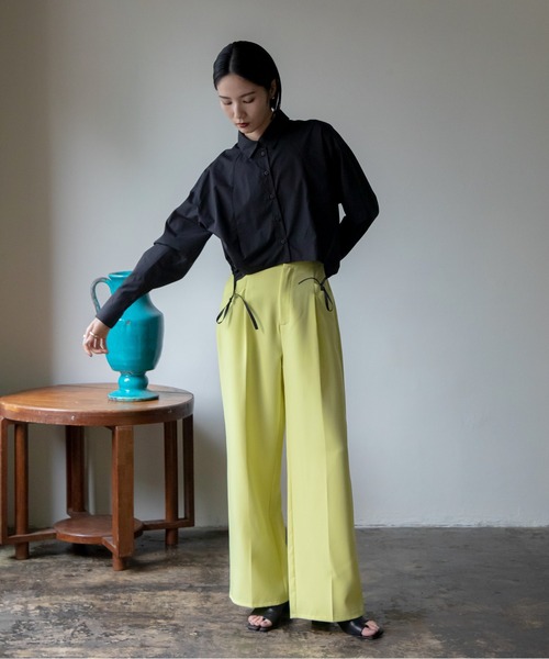 VACANCY(ヴァカンシー)の「ドロスト切替ショートシャツ(シャツ/ブラウス・レディース・ブルー/ホワイト/ブラック・FREE)」の8枚目の写真