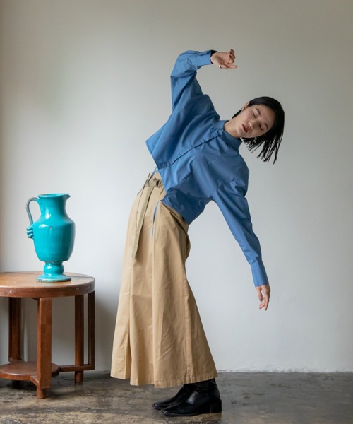 VACANCY(ヴァカンシー)の「ドロスト切替ショートシャツ(シャツ/ブラウス・レディース・ブルー/ホワイト/ブラック・FREE)」の5枚目の写真