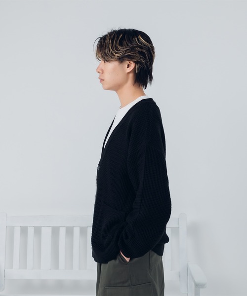 kutir(クティール)の「ビックシルエットワッフルニットカーディガン(カーディガン/ボレロ・メンズ・ミント/オレンジ/ライトベージュ/ブラック・MEDIUM/SMALL/LARGE)」の8枚目の写真
