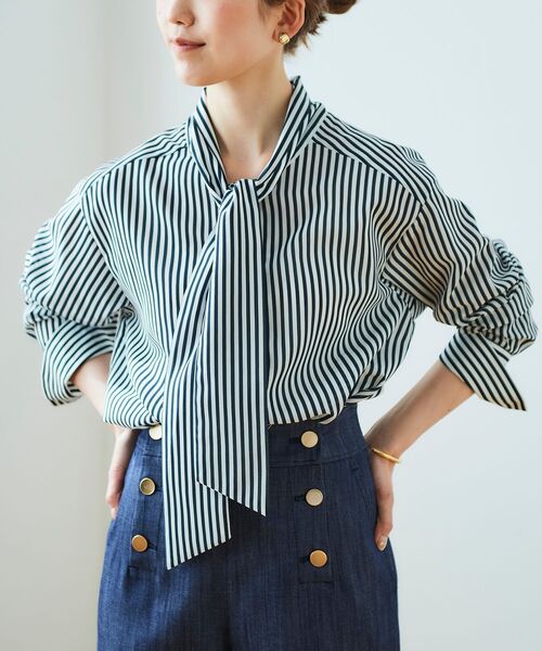 le.coeur blanc(ルクールブラン)の「ローンストライプボウタイシャツ(シャツ/ブラウス・レディース・ブルー系その他4/ブラウン系その他3・38)」の17枚目の写真