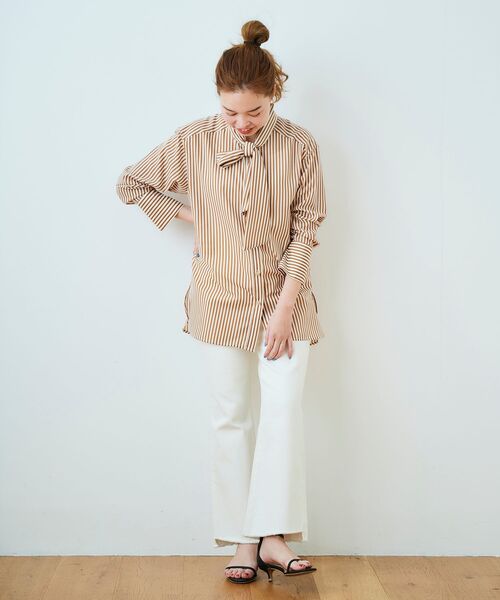 le.coeur blanc(ルクールブラン)の「ローンストライプボウタイシャツ(シャツ/ブラウス・レディース・ブルー系その他4/ブラウン系その他3・38)」の8枚目の写真