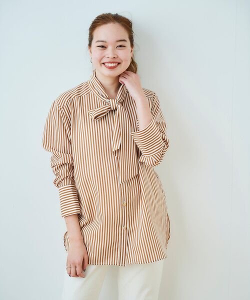 le.coeur blanc(ルクールブラン)の「ローンストライプボウタイシャツ(シャツ/ブラウス・レディース・ブルー系その他4/ブラウン系その他3・38)」の5枚目の写真