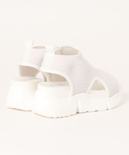 Realta（レアルタ）の「Mafmof(マフモフ)メッシュ厚底スポーツサンダル（サンダル・レディース・ホワイト/ブラック系その他/ブラック・L/S/M/LL）」の4枚目の写真