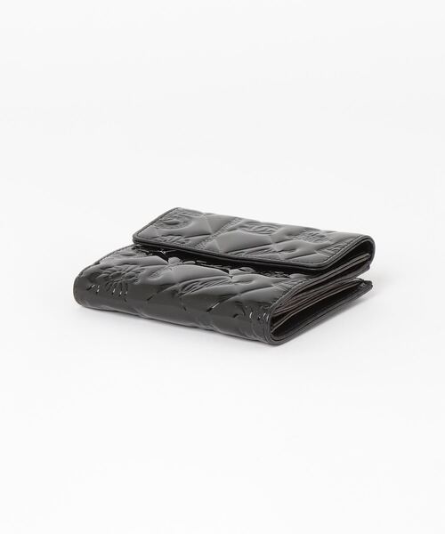 CHANEL】 アイコン シングルチャーム パテント 財布 - ブラック