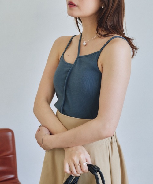 VANNIE U（ヴァニーユー）の「アシメカップキャミソール/2WAY（キャミソール・レディース・ベージュ/アイボリー/ブルー・FREE）」の22枚目の写真