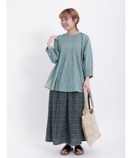 Samansa Mos2(サマンサ モスモス)の「インドボイルピンタックギャザー八分袖ブラウス(シャツ/ブラウス・レディース・ミント/モカ/レッド/オフホワイト/ブラック/パープル・F)」の12枚目の写真