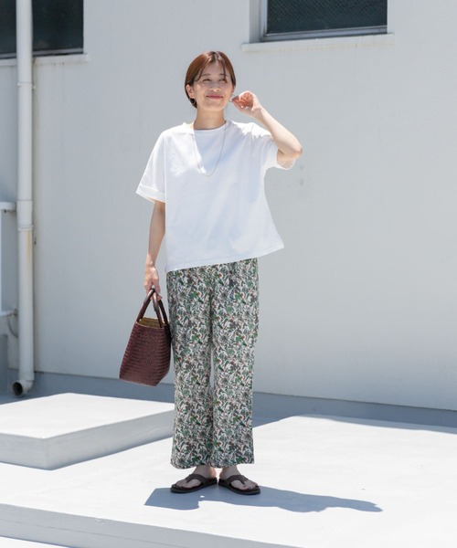 URBAN RESEARCH DOORS（アーバンリサーチドアーズ）の「USAコットンロールスリーブTシャツ（Tシャツ/カットソー・レディース・ブラック/ホワイト系その他/オフホワイト/ラベンダー・MEDIUM）」の14枚目の写真