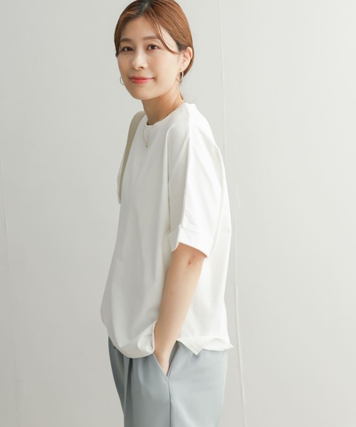 URBAN RESEARCH DOORS（アーバンリサーチドアーズ）の「USAコットンロールスリーブTシャツ（Tシャツ/カットソー・レディース・ブラック/ホワイト系その他/オフホワイト/ラベンダー・MEDIUM）」の22枚目の写真