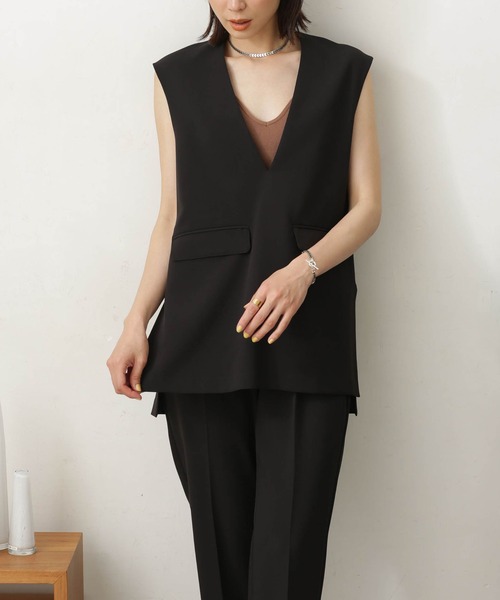 NANO universe（ナノユニバース）の「LB.03/Vネックベスト＋テーパード