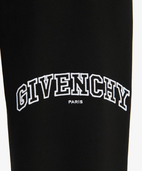 GIVENCHY（ジバンシイ）の「SLIM FIT JOGGING（その他パンツ・メンズ・ブラック・X-SMALL/SMALL/MEDIUM/X-LARGE）」の2枚目の写真