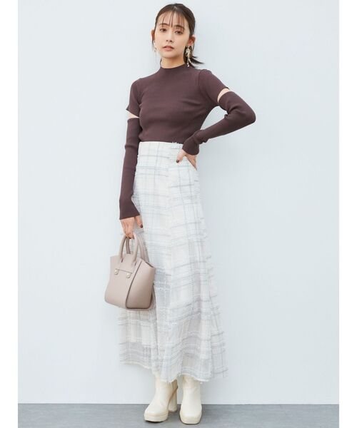 MERCURYDUO（マーキュリーデュオ）の「2WAYアームウォーマーリブニット（ニット/セーター・レディース・アイボリー/ブラック/ダークブラウン/レッド・FREE）」の8枚目の写真