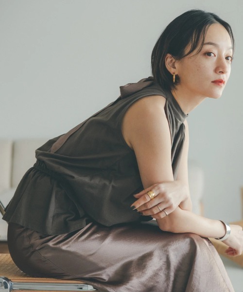 oblekt（オブレクト）の「オーガニックコットンフリルホルタートップス（Tシャツ/カットソー・レディース・ブラウン/ピンク/ブラック・FREE）」の9枚目の写真