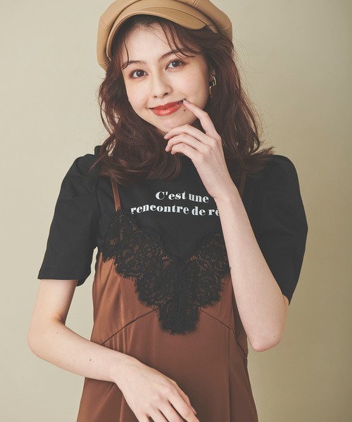31 Sons de mode(トランテアン ソン ドゥ モード)の「タックスリーブロゴTシャツ(Tシャツ/カットソー・レディース・オフホワイト/ホワイト×ブラック/ブラック・36)」の5枚目の写真