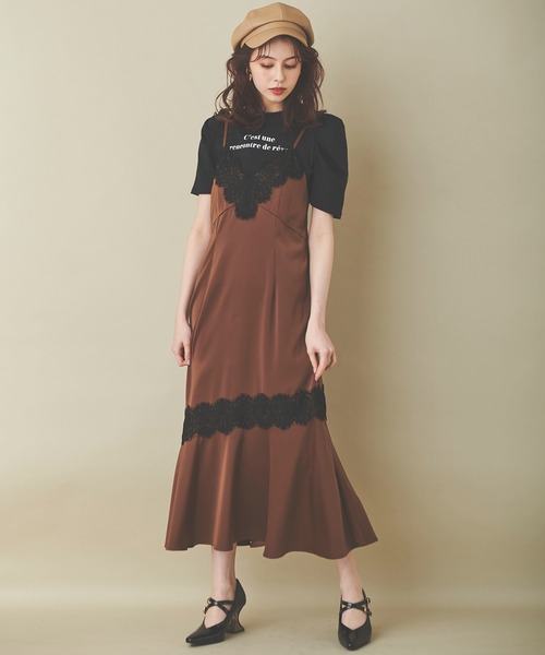31 Sons de mode(トランテアン ソン ドゥ モード)の「タックスリーブロゴTシャツ(Tシャツ/カットソー・レディース・オフホワイト/ホワイト×ブラック/ブラック・36)」の9枚目の写真
