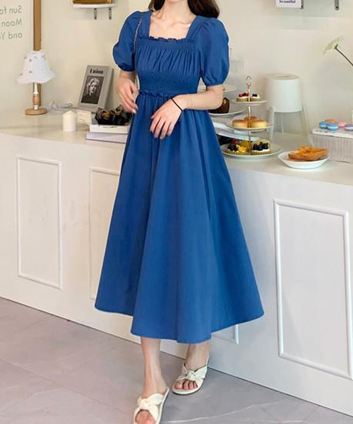 Amulet(アミュレット)の「シャーリングロングワンピース(ワンピース・レディース・ブルー/ライトブルー・L/M/XL)」の7枚目の写真