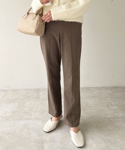 GeeRA（ジーラ）の「ウールライクピンタックストレートパンツ（その他パンツ・レディース・ブラック/グレー/ベージュ・MEDIUM/LARGE）」の13枚目の写真