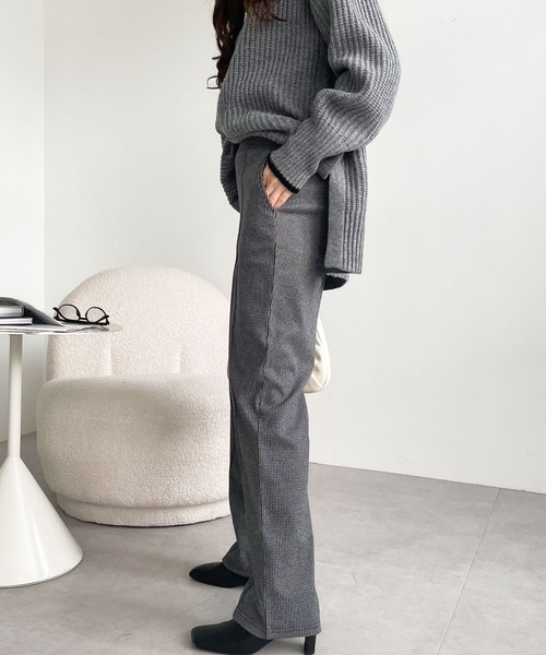 GeeRA（ジーラ）の「ウールライクピンタックストレートパンツ（その他パンツ・レディース・ブラック/グレー/ベージュ・MEDIUM/LARGE）」の21枚目の写真