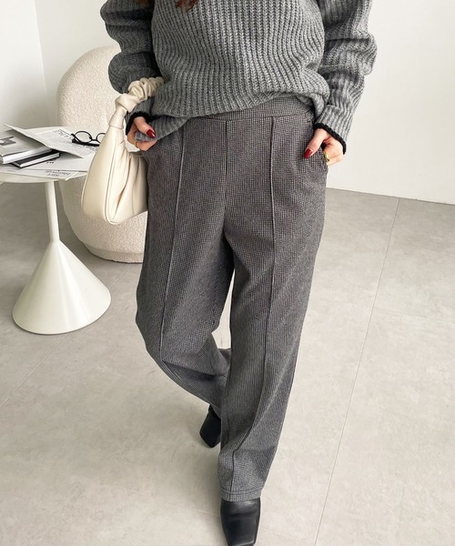 GeeRA（ジーラ）の「ウールライクピンタックストレートパンツ（その他パンツ・レディース・ブラック/グレー/ベージュ・MEDIUM/LARGE）」の20枚目の写真