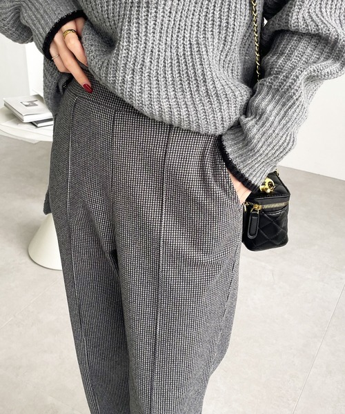 GeeRA（ジーラ）の「ウールライクピンタックストレートパンツ（その他パンツ・レディース・ブラック/グレー/ベージュ・MEDIUM/LARGE）」の19枚目の写真