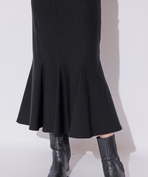 REDYAZEL(レディアゼル)の「ビット付きマーメイドスカート(スカート・レディース・ネイビー/ブラック/ブラウン系その他・SMALL/MEDIUM)」の9枚目の写真