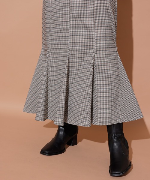 REDYAZEL(レディアゼル)の「ビット付きマーメイドスカート(スカート・レディース・ネイビー/ブラック/ブラウン系その他・SMALL/MEDIUM)」の15枚目の写真