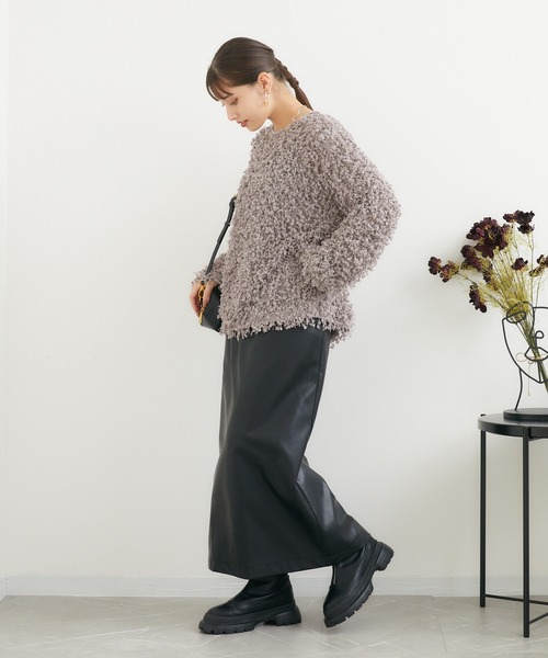 TRANOI（トラノイ）の「TRANOI ポンポンフリンジニット（ニット/セーター・レディース・グレイッシュベージュ/アイボリー/ブラック・FREE）」の13枚目の写真