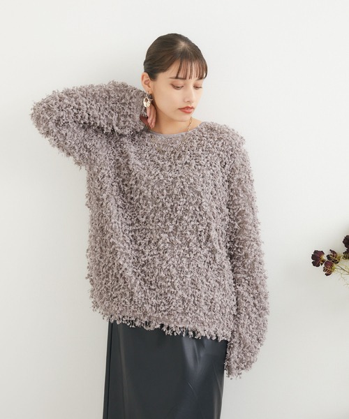 TRANOI（トラノイ）の「TRANOI ポンポンフリンジニット（ニット/セーター・レディース・グレイッシュベージュ/アイボリー/ブラック・FREE）」の21枚目の写真