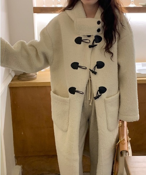 ネックベルトボアダッフルコート N.s（エヌドットエス）の「ネックベルトボアダッフルコート