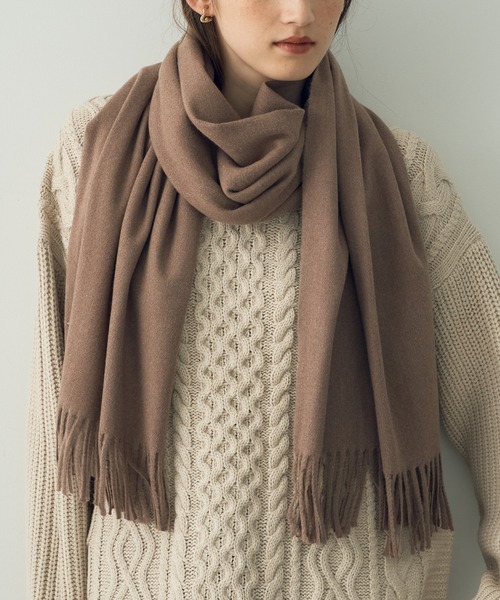 YECCA VECCA（イェッカヴェッカ）の「カシミアタッチストール（ストール/ショール・レディース・モカ/パープル/アイボリー・FREE）」の2枚目の写真