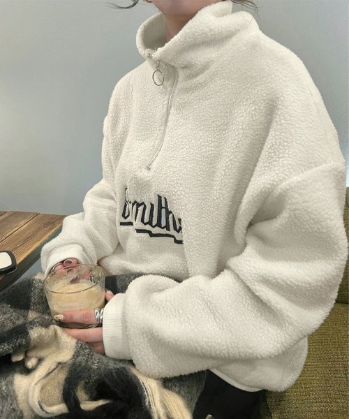 セール】ボアトレーナー フロントジップ 韓国風 フリース（スウェット