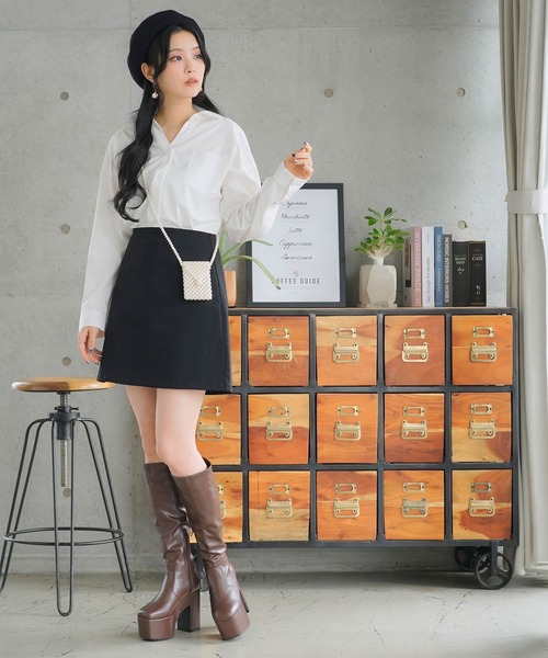 Newlyme(ニューリーミー)の「イージーケアスキッパーブラウス(シャツ/ブラウス・レディース・ホワイト/ブルー/ブラック・LARGE/XX-LARGE/MEDIUM/X-LARGE)」の5枚目の写真