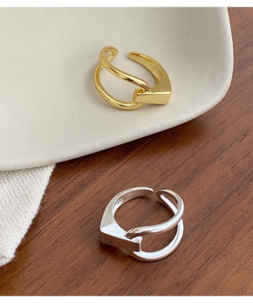 LYEON（リヨン）の「アシンメトリーフックメタルリング（リング・レディース・シルバー/ゴールド・FREE）」の8枚目の写真