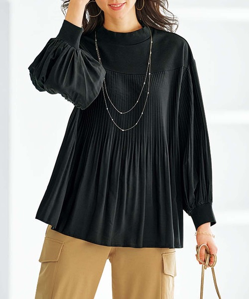 BELLUNA PLUS(ベルーナ)の「カットソー×プリーツ切替プルオーバー(Tシャツ/カットソー・レディース・ブラック/ピンク系/モスグリーン/アイボリー/ボルドー・MEDIUM/LARGE/X-LARGE)」の3枚目の写真