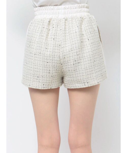 GYDA（ジェイダ）の「サイドラインツイードショートパンツ（その他パンツ・レディース・オフホワイト/ベージュ/ブラック・FREE）」の4枚目の写真