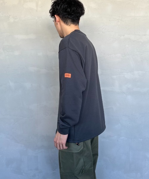 UNIVERSAL OVERALL（ユニバーサルオーバーオール）の「【men's FUDGE4月号掲載】[UNIVERSAL OVERALL/ユニバーサルオーバーオール] ドローコード付き クルーネックスウェット（スウェット・レディース・グレー/オートミール/サックスブルー/チャコール・L/S/M）」の9枚目の写真