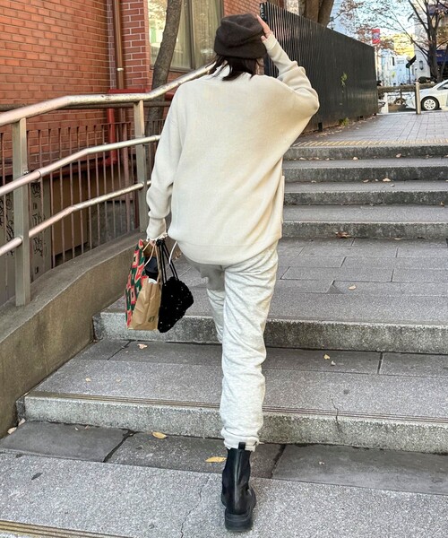 fredy emue（フレディエミュ）の「FR刺繍ミディ片畦カーディガン（カーディガン/ボレロ・レディース・ライトグリーン/ピンク/グレー/ライトベージュ・38）」の9枚目の写真