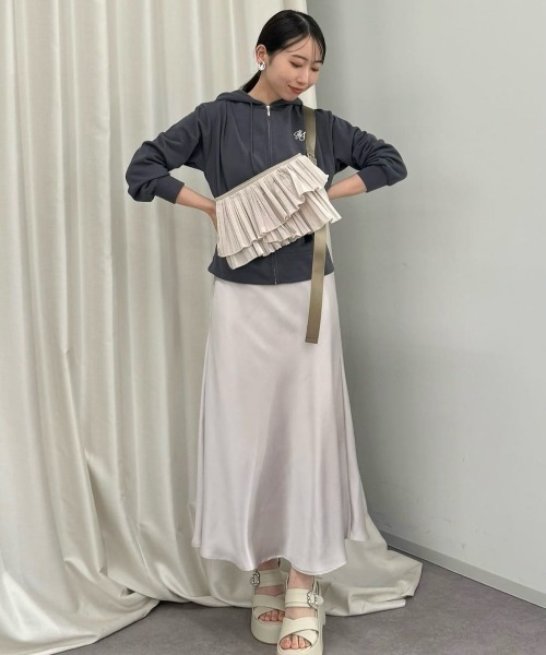 JILL by JILL STUART(ジルバイジルスチュアート)の「◇プリーツボディーバッグ(ボディバッグ/ウエストポーチ・レディース・ホワイト/グレー/ブラック・FREE)」の7枚目の写真