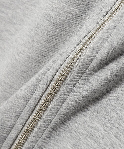 BEAMS F(ビームスエフ)の「three dots / ポンチ フーデッド パーカ(スウェット・メンズ・ブラック/グレー/ライトグレー・SMALL/LARGE/MEDIUM)」の8枚目の写真